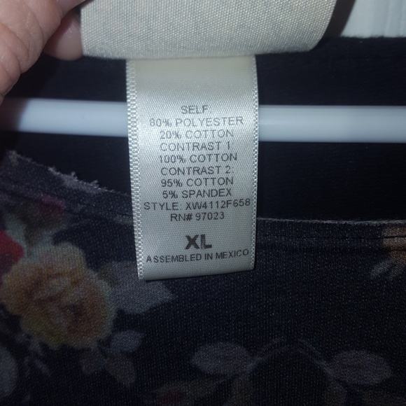 Floral Sweatshirt - Picture 3 of 4